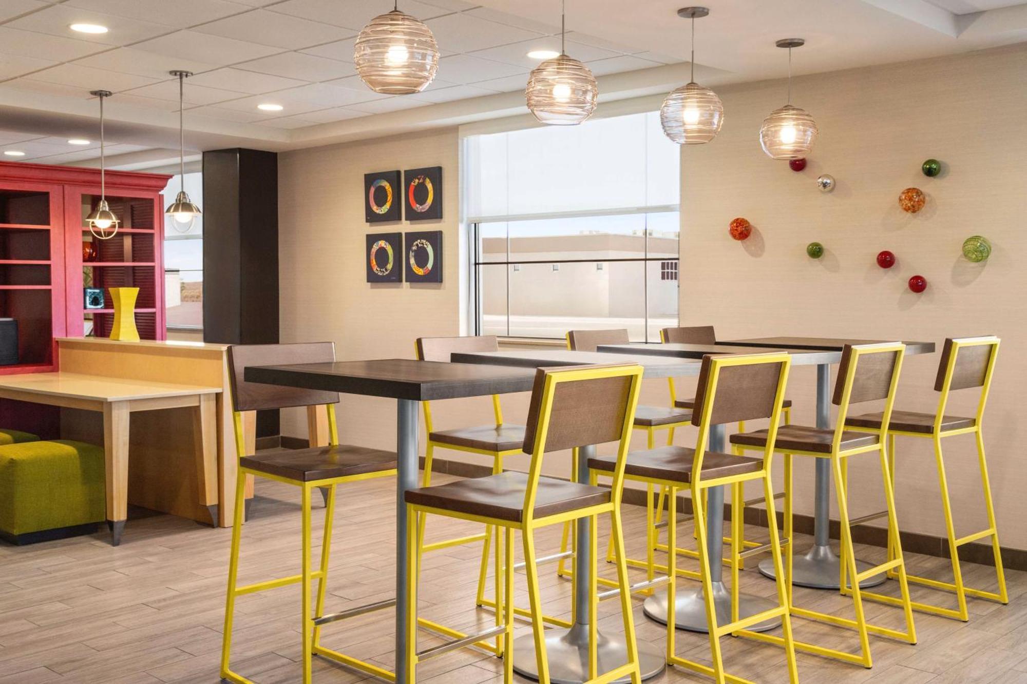 Home2 Suites By Hilton Albuquerque Downtown/University Exterior photo